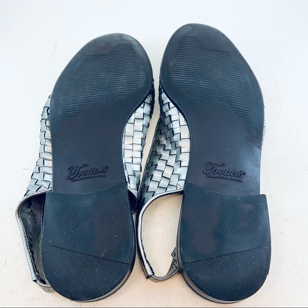 Trotters Pewter Metallic Silver Woven Lucy Slingbacks Flats, size 7.5 WIDE - Picture 8 of 10